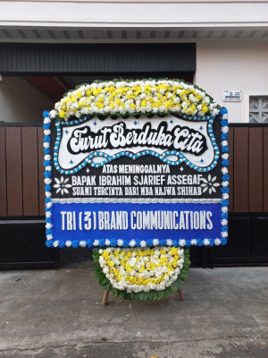 Papan Bunga Duka di Hukurila
